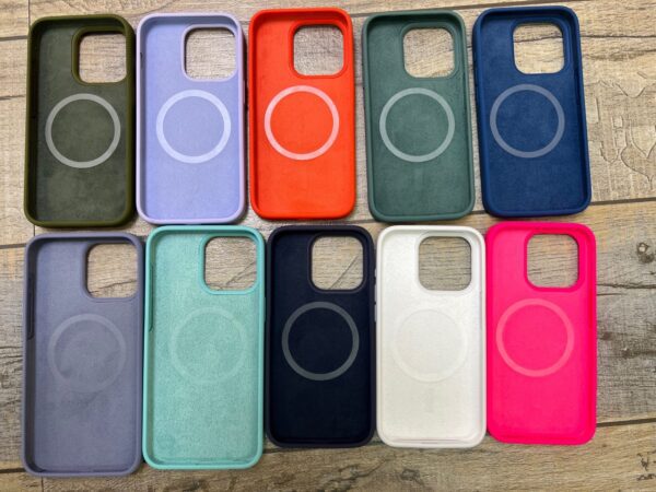 2000947156165-2 Silicone Case With Magsafe IP 16 PLUS Mint