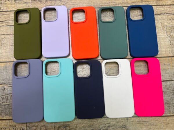 2000947156165-3 Silicone Case With Magsafe IP 16 PLUS Mint