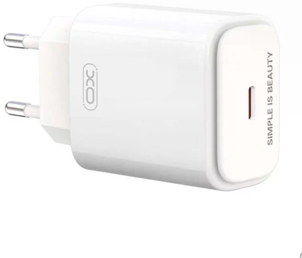 XO L90B EU PD20W fast home charger with light White
