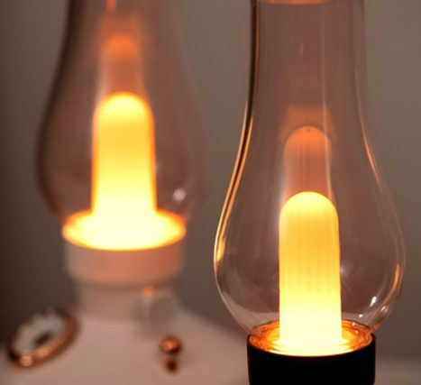 6920680855865-4 XO HF06 Kerosene Lamp Style Colourful Ambient Night Light Humidifying Mist 1200mAh White