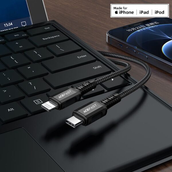 ACEFAST C1-01 USB-C to Lightning aluminum alloy charging data cable,black
