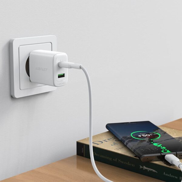 ACEFAST A25 PD20W (USB-C+USB-A) dual port charger,white (EU)