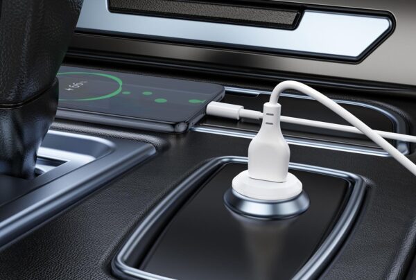 XO CC68 Mini Smart Single QC18W Car Charger white