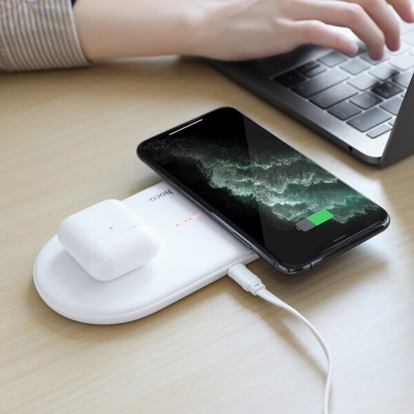 hoco-cw23-dual-power-wireless-fast-charger-interior Hoco CW23 dual power wireless fast charger white